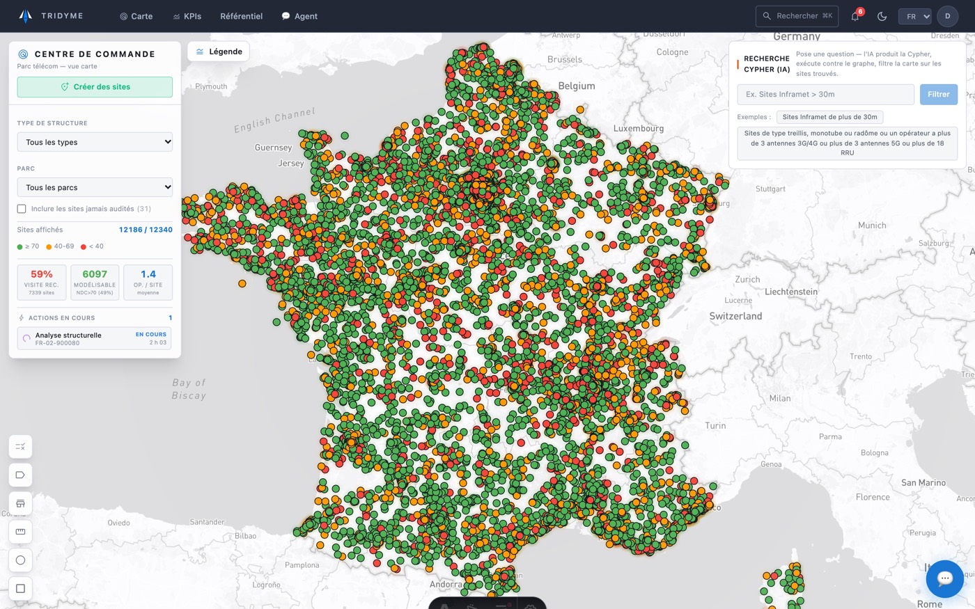 Centre de commande TriDyme : carte d’un parc de sites télécom colorés selon leur score structurel